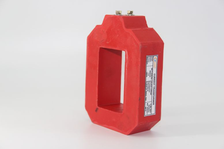 Biến dòng đo lường đúc Epoxy vuông 2500/5A-CL.1-15VA, MCT-2500/5A-MS-S